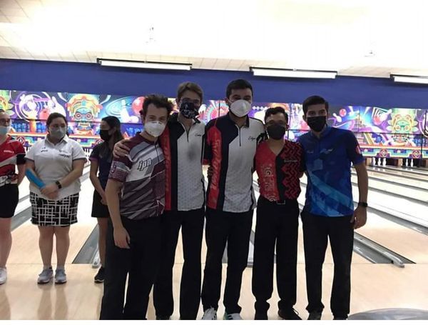Clasifican tres Mexiquenses al Mundial juvenil de boliche