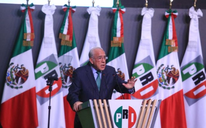 Tira la máscara: exsecretario general de la OCDE pide al PRI retomar Va X México 