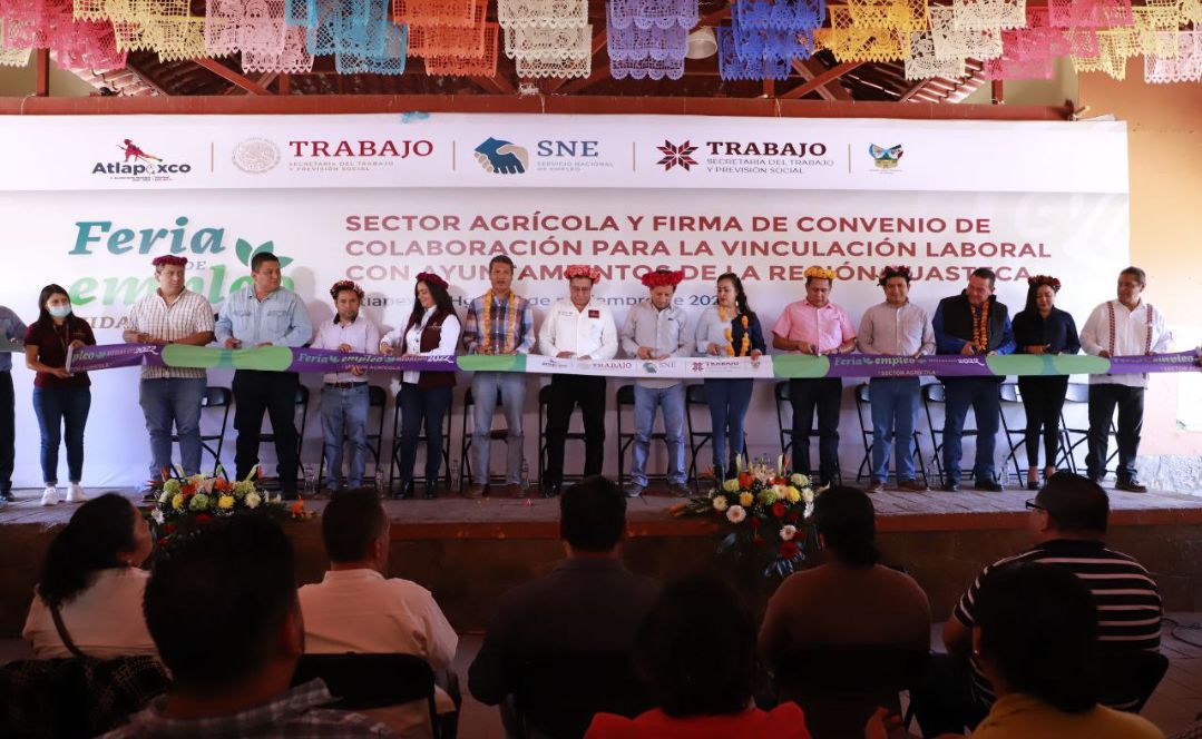 Realizan primera Feria de Empleo para el Sector Agrícola en Atlapexco