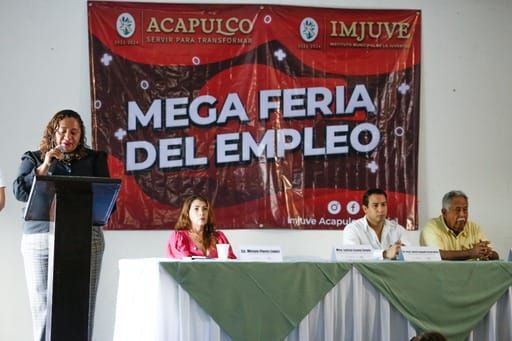 Realiza Gobierno Municipal de Acapulco feria del empleo para jóvenes, se ofertan más de mil vacantes.
