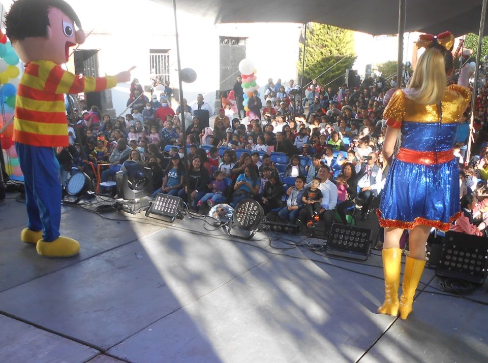 Festival ’Día de Reyes’ desborda alegría de chicos y grandes en Tepetlaoxtoc