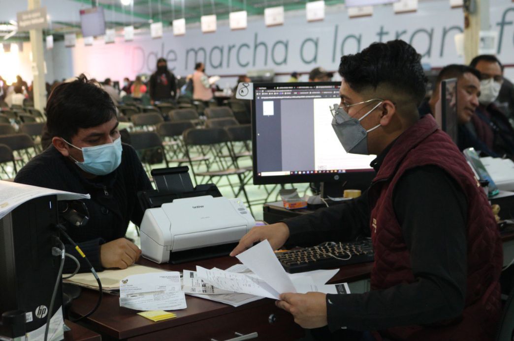 🖨️💰 En la primera semana Gobierno de Hidalgo entrega de 21 mil 500 placas