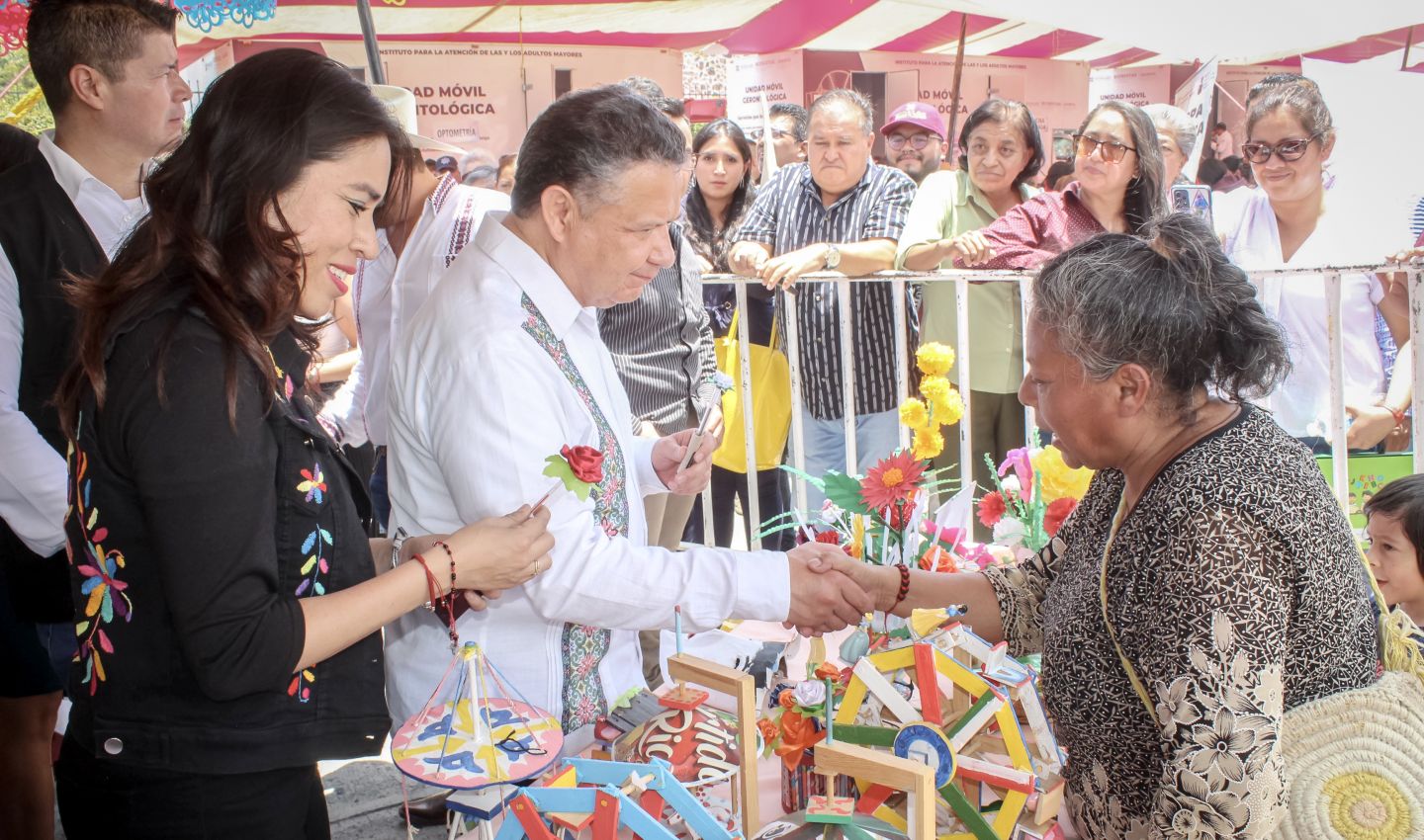 Darán espacios gratuitos y atractivos a artesanos en la Feria de Pachuca para sus ventas
