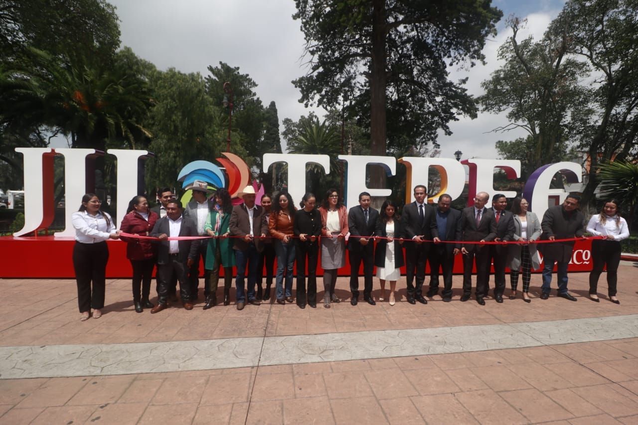 Entrega GEM Nombramiento
Como Pueblo Mágico a Jilotepec.