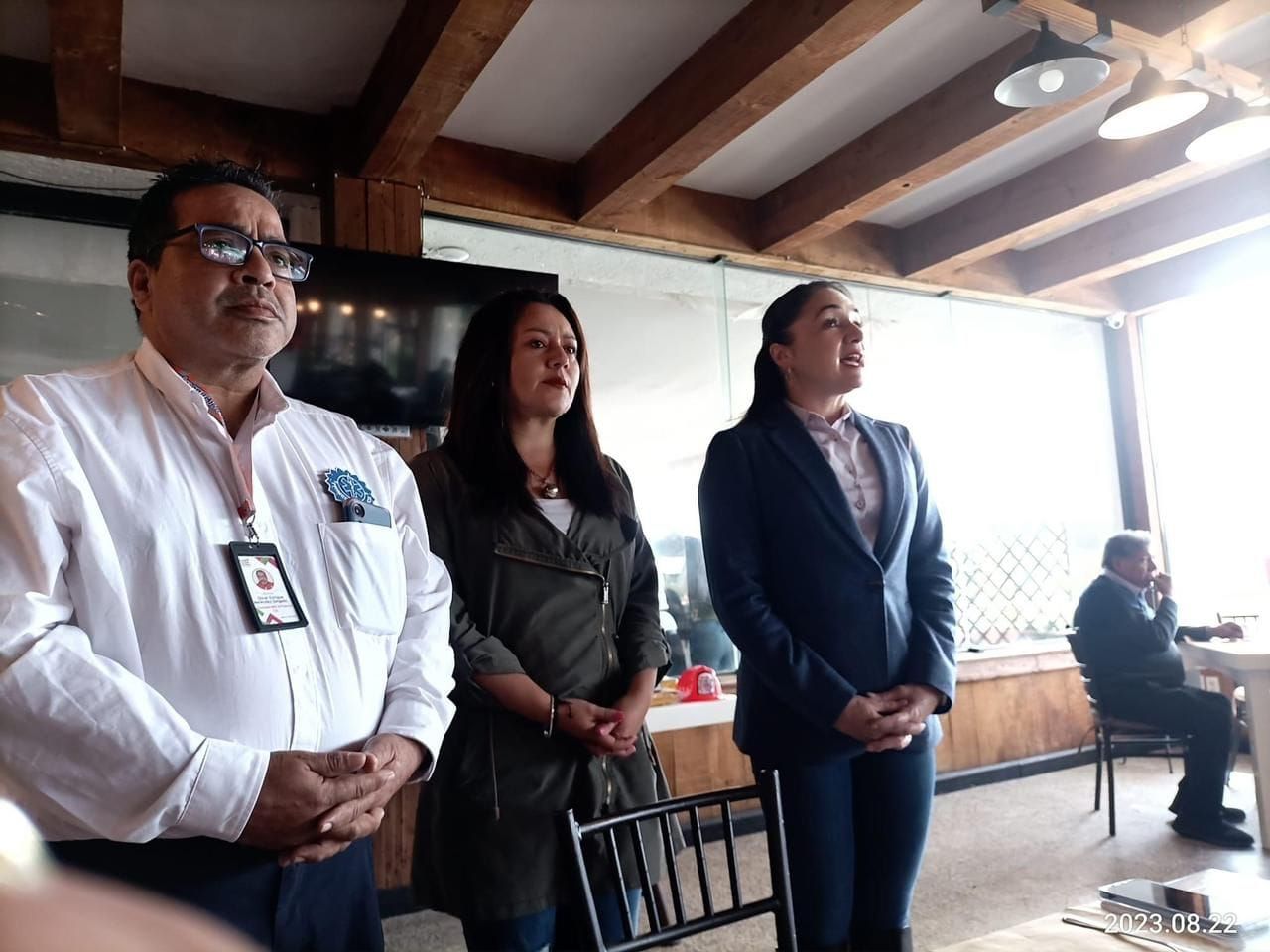 En Amecameca Festejan a
los Bomberos en su día.