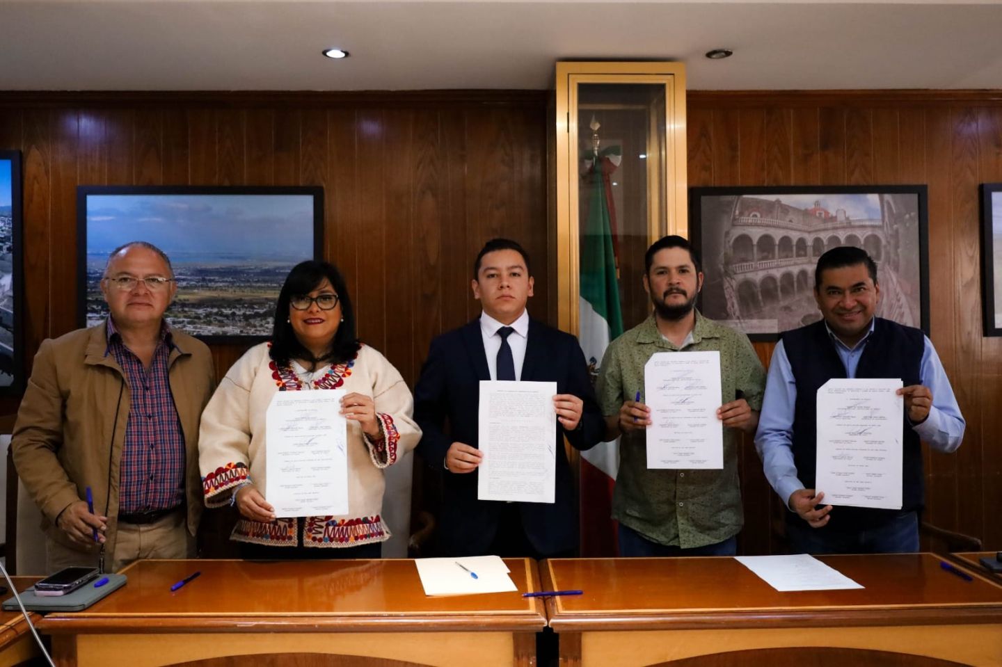 En Texcoco Firman Acuerdo Intercomunitario que
Generará Beneficios Para Santa Inés y San Juan Tezontla.