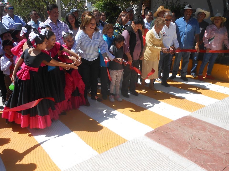 Entrega pavimentación Ayuntamiento de Chiautla en Ocopulco