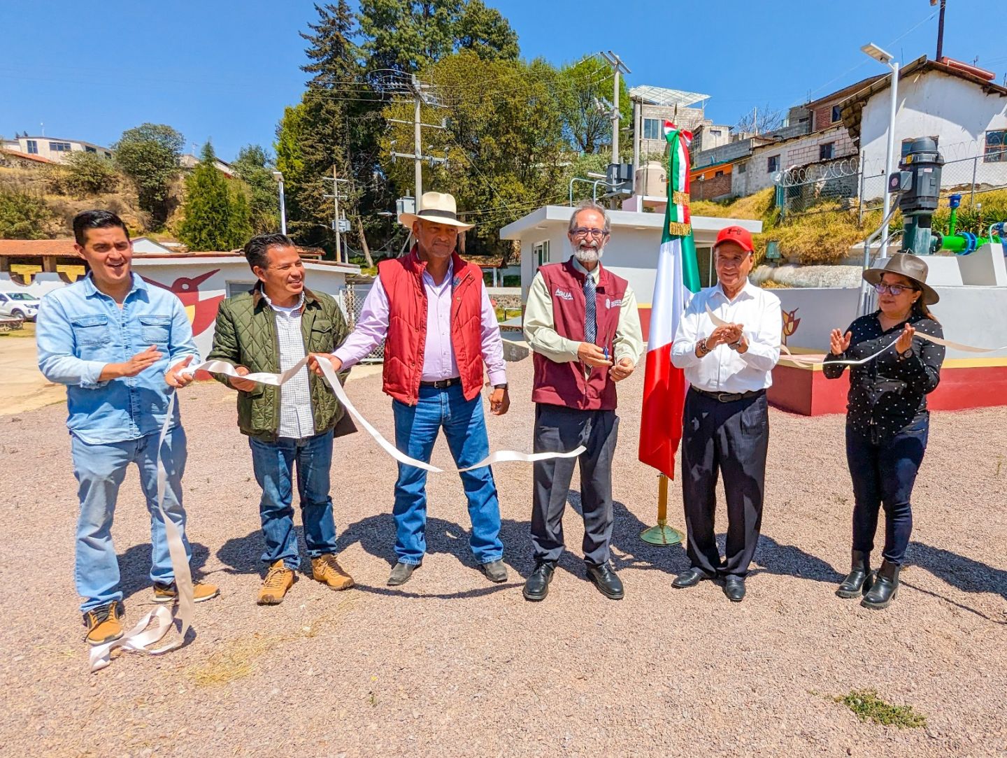 Inaugura obras secretaría del agua en Timilpan y Jocotitlán 