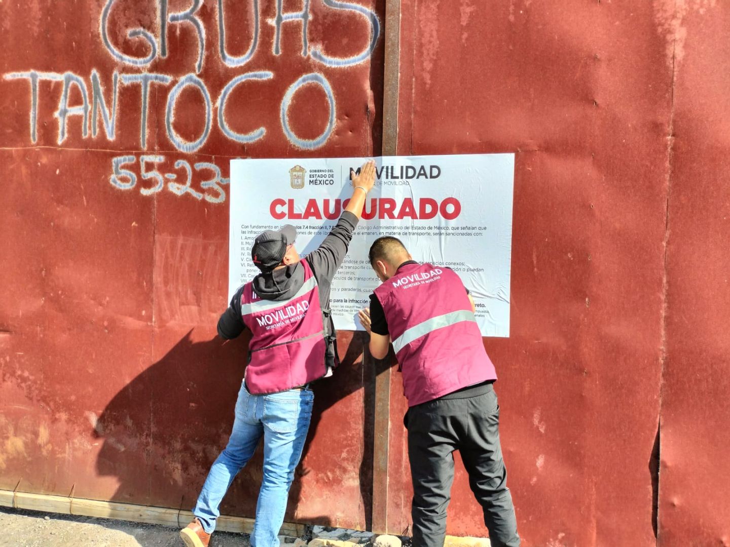 Clausuran en estado de México 16 establecimientos irregulares de grúas y depósitos de vehículos