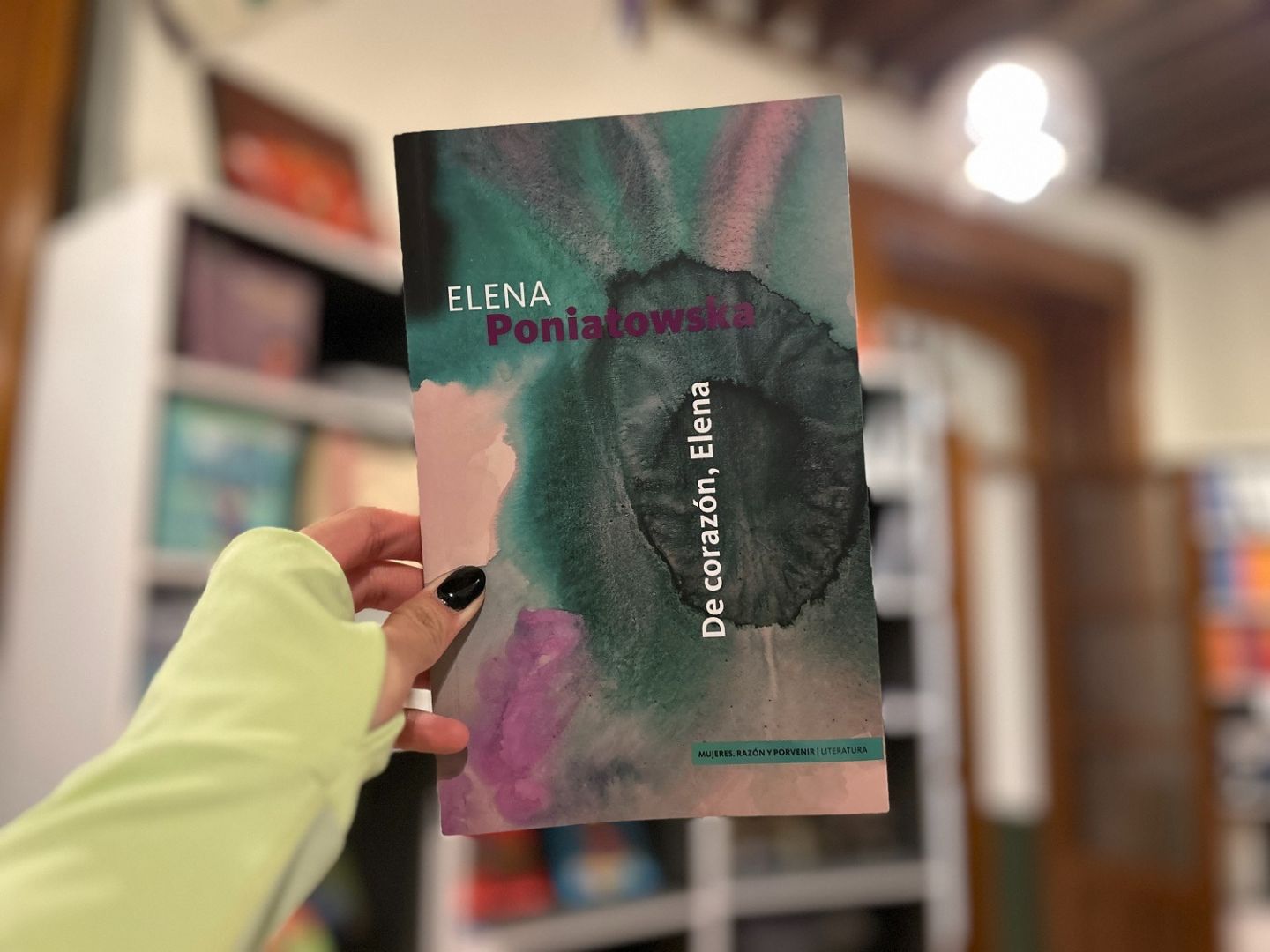 Obra de Elena Poniatowska es parte de la colección mujeres, razón y porvenir del fondo editorial mexiquense 