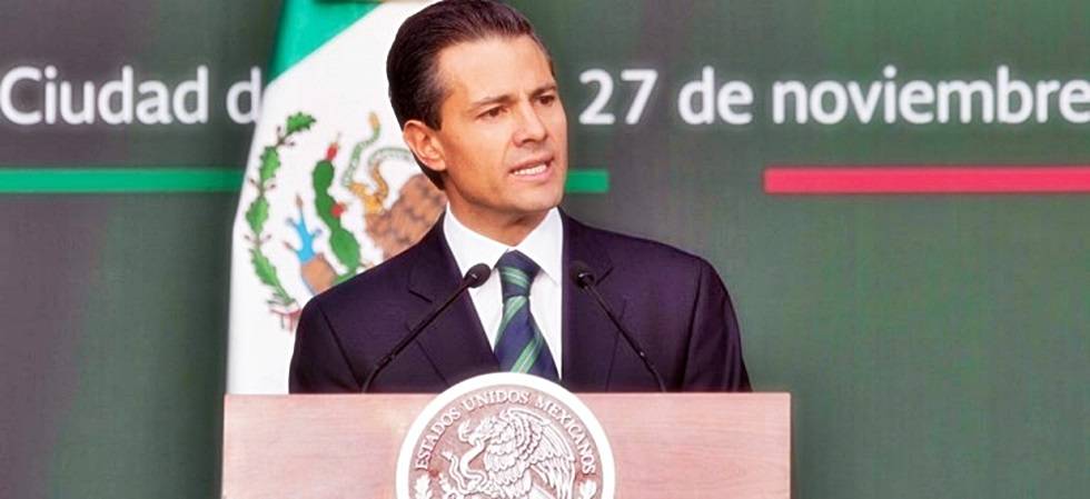 Continúa Peña Nieto mirando “fuera de la realidad” en caso Iguala: The Economist