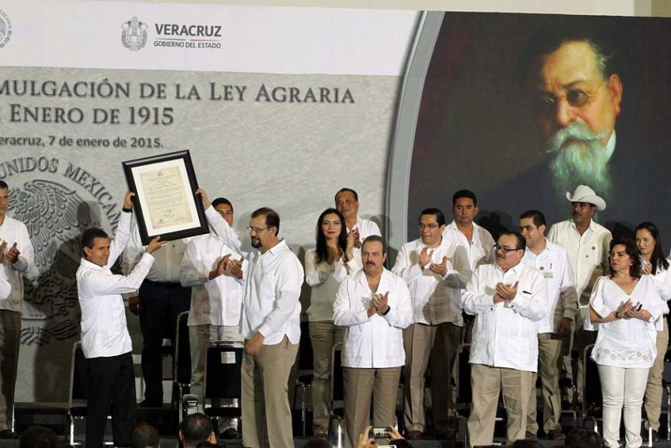 
Enrique Peña Nieto conmemora el Centenario de la Ley Agraria de 1915
