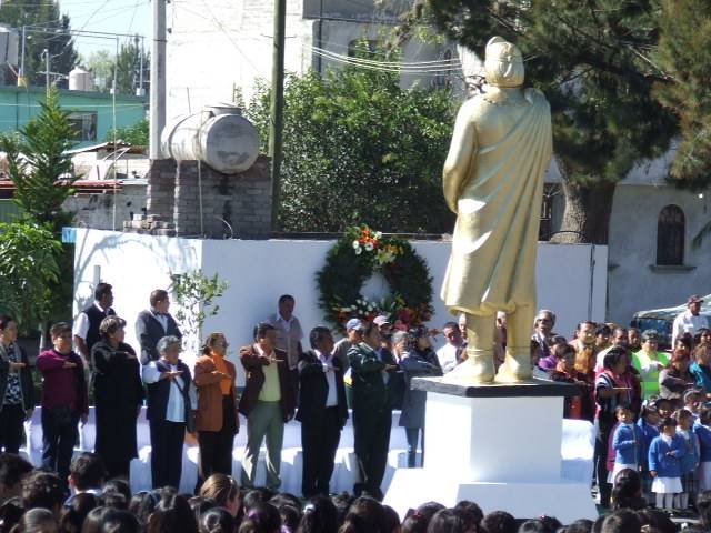 Rinden homenaje a Nezahualcóyotl autoridades de Texcoco