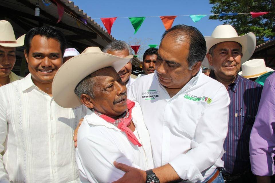 Respaldan a Astudillo, ganaderos y agricultores de la Costa Chica