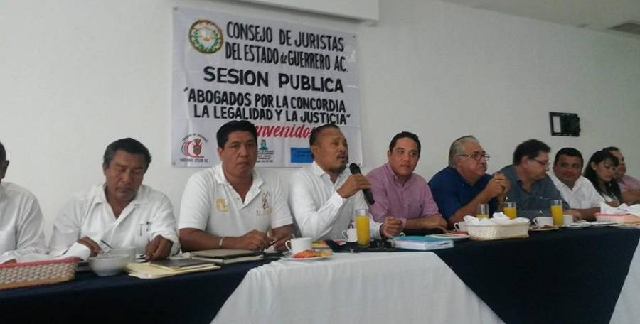 Piden abogados hacer respetar el estado de derecho en Acapulco 