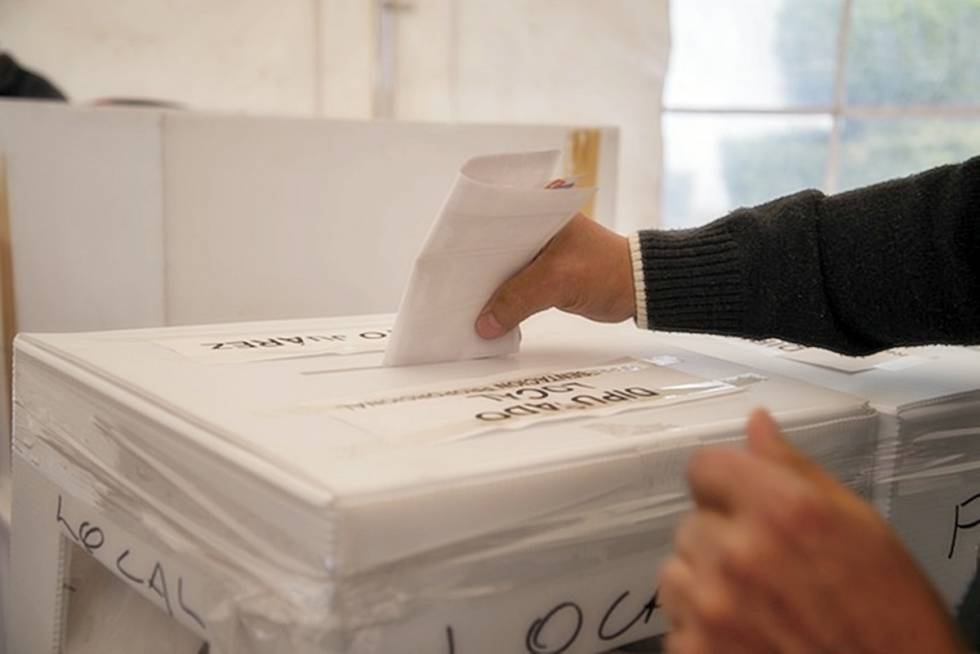 ¿No votar? Académicos dicen que sería alargar pasaporte de impunidad a los partidos