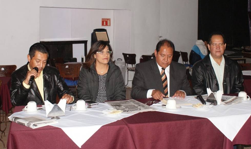 Sin renunciar al PRD Vicente Hidalgo apoya a MORENA, en Texcoco