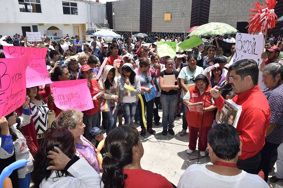 Brasil Acosta impulsará la educación en Texcoco