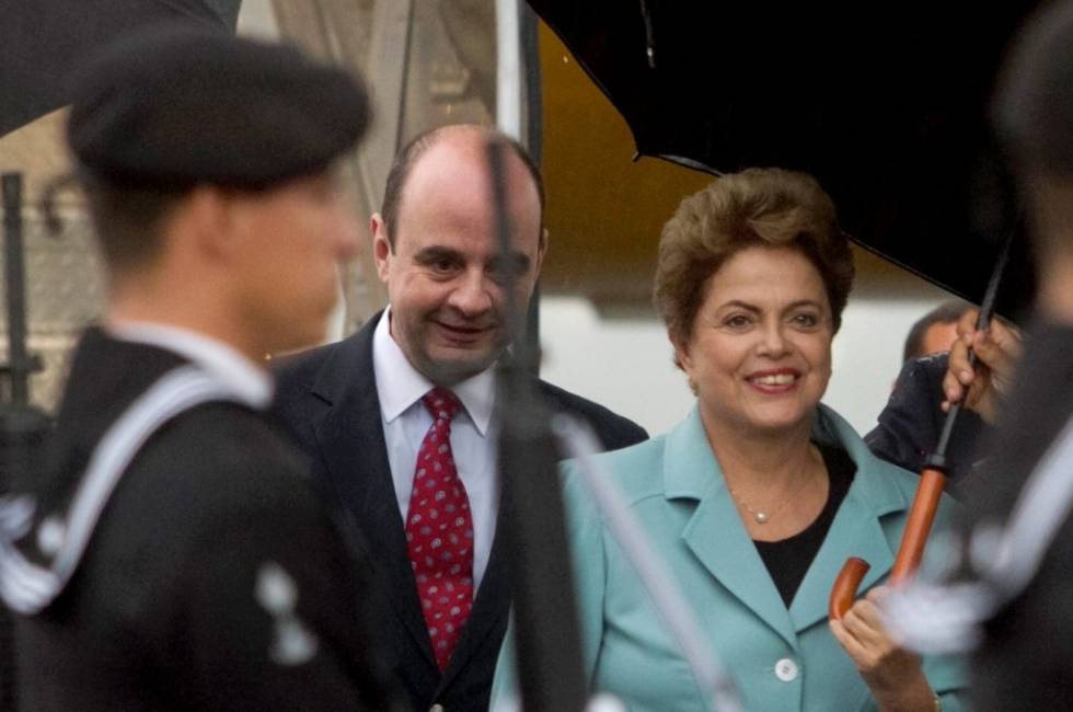 

Dilma Rousseff inicia visita de Estado en México