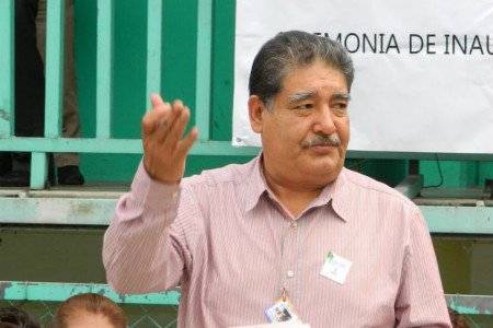 Rolando Castellanos Hernández, dice que ganará la
alcaldía de Los Reyes La Paz porque el pueblo sabe elegir