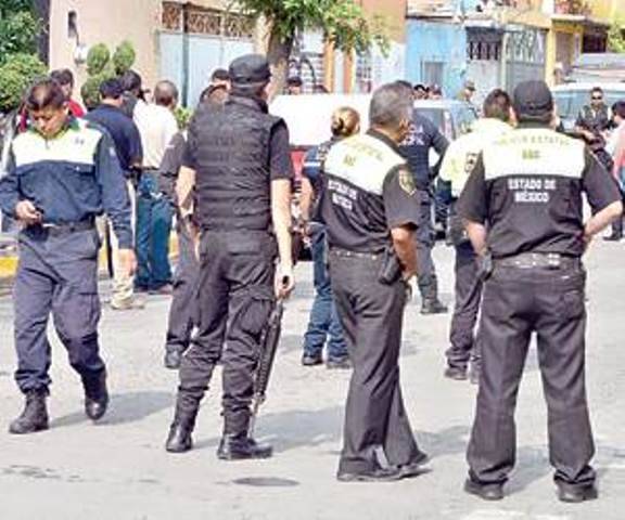 Ejecutan a dos policías de la CESC en Ecatepec