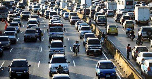 Pide Eruviel Ávila no afectar automovilistas con rediseño del “Hoy no circula”