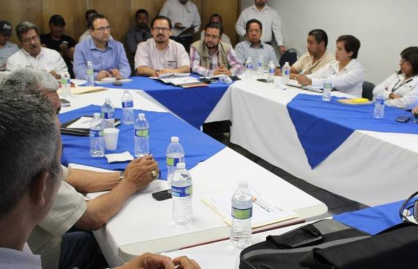Gobiernos de Guerrero y Baja California crearán comisión para atender a jornaleros agrícolas