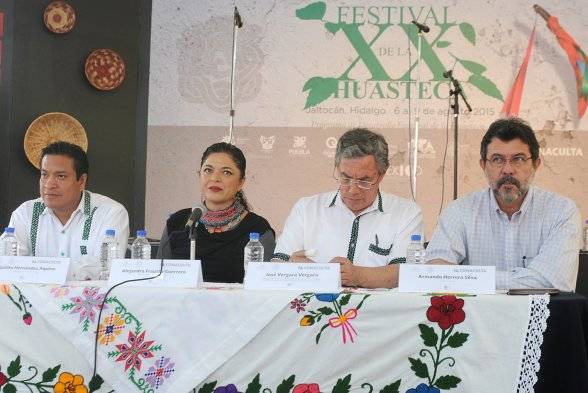 Música, danza, exposiciones y talleres, reúnen a seis estados en el Festival de la Huasteca