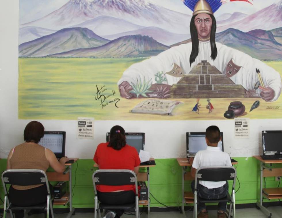Acerca  gobierno de Ecatepec a 16 mil personas a nuevas tecnologías