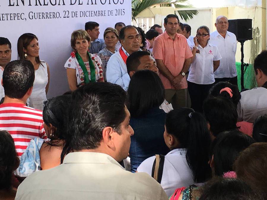 Miles se benefician con las jornadas médico asistenciales del DIF Guerrero 