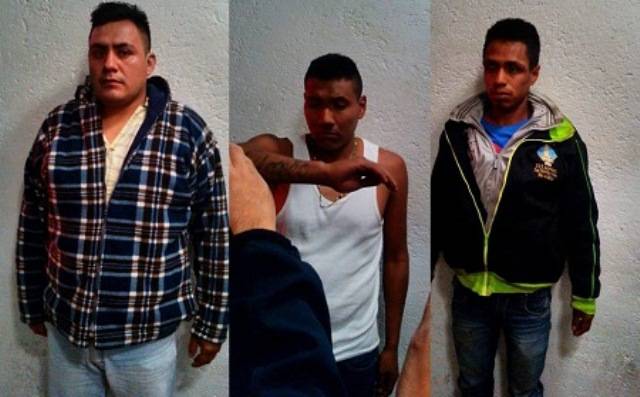 La policía Municipal de Chiconcuac detiene a 4 presuntos secuestradores y liberan 2 personas 
