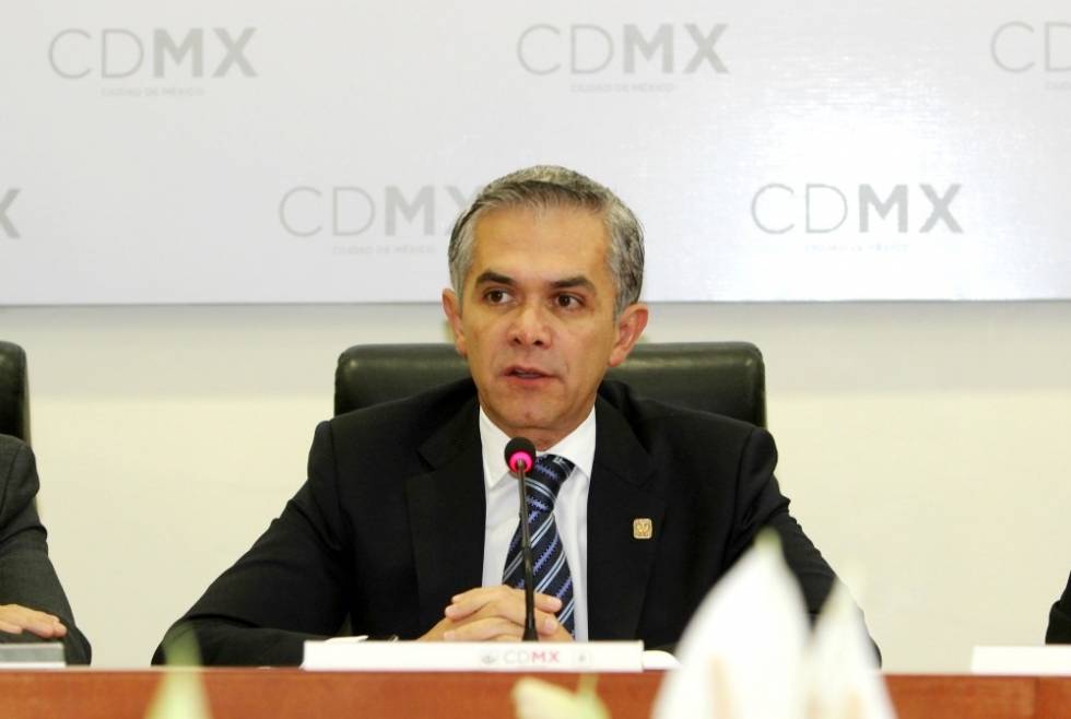 Anuncia Mancera Espinosa condonación de multas de tránsito en CDMX