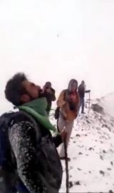 Turistas arriesgan sus vidas y llegan hasta el cráter del Popocatépetl
