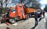 
Tres personas pierden la vida y cinco más resultaron lesionadas en accidente en la Toluca-Atlacomulco
