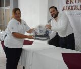  SS|SESVER dota de kits a auxiliares de salud comunitaria en Poza Rica