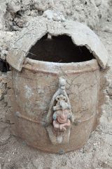 El INAH halla urna funeraria con la imagen del dios del maíz, en el tramo 7 del Tren Maya