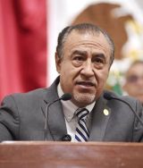 Medalla al Mérito a la Salud: ’faro que ilumina trayectorias ejemplares’.