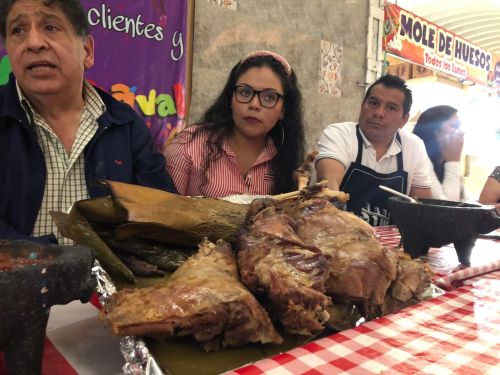 Anuncian la Primer Feria de la Barbacoa y Mole de Huesos en Texcoco