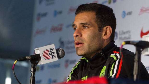 El futbolista mexicano compareció ante los medios de comunicación luego de las acusaciones en su contra 