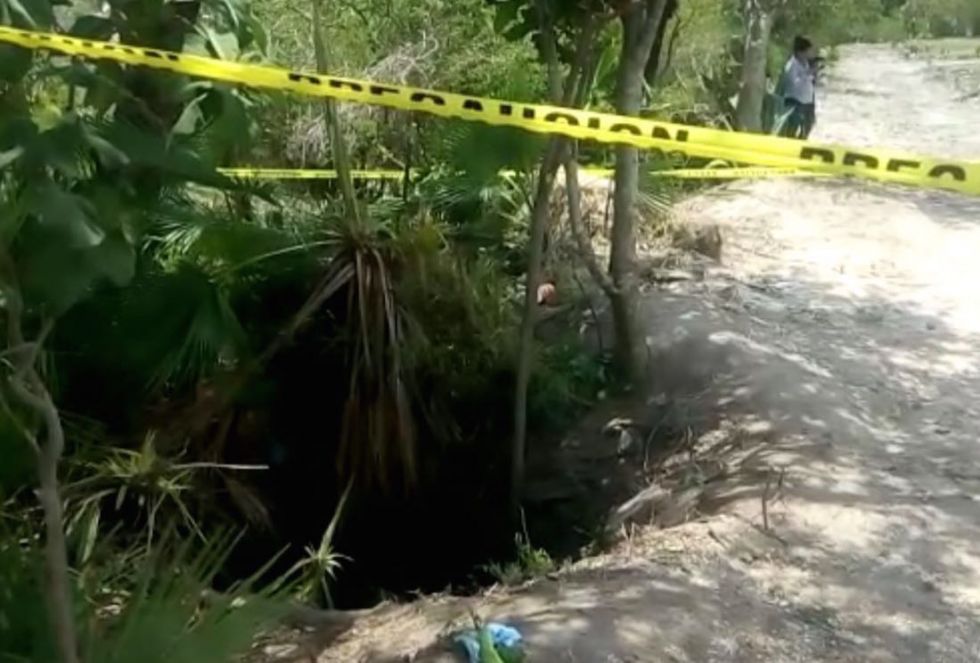 Hallan más fosas en Chilapa; sacan otros cinco cuerpos