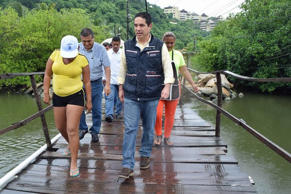 Reconoce alcalde de Acapulco labor de Ejército en tareas de seguridad, pero insiste en revisar la estrategia contra el crimen