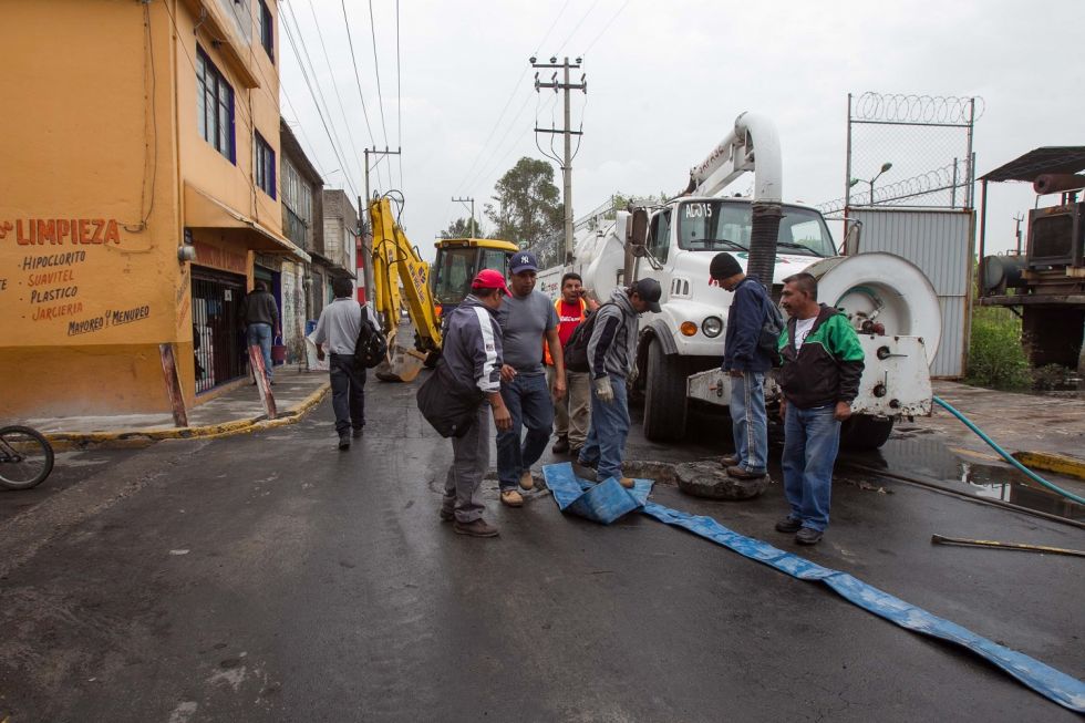 Implementa gobierno de Ecatepec operativo para  sanear colonias afectadas  por lluvia