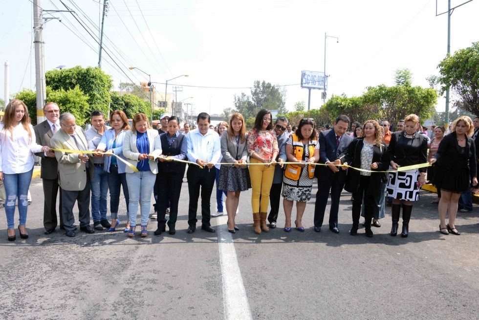 Concluye gobierno de Nezahualcóyotl trabajos de pavimentación en Avenida Central