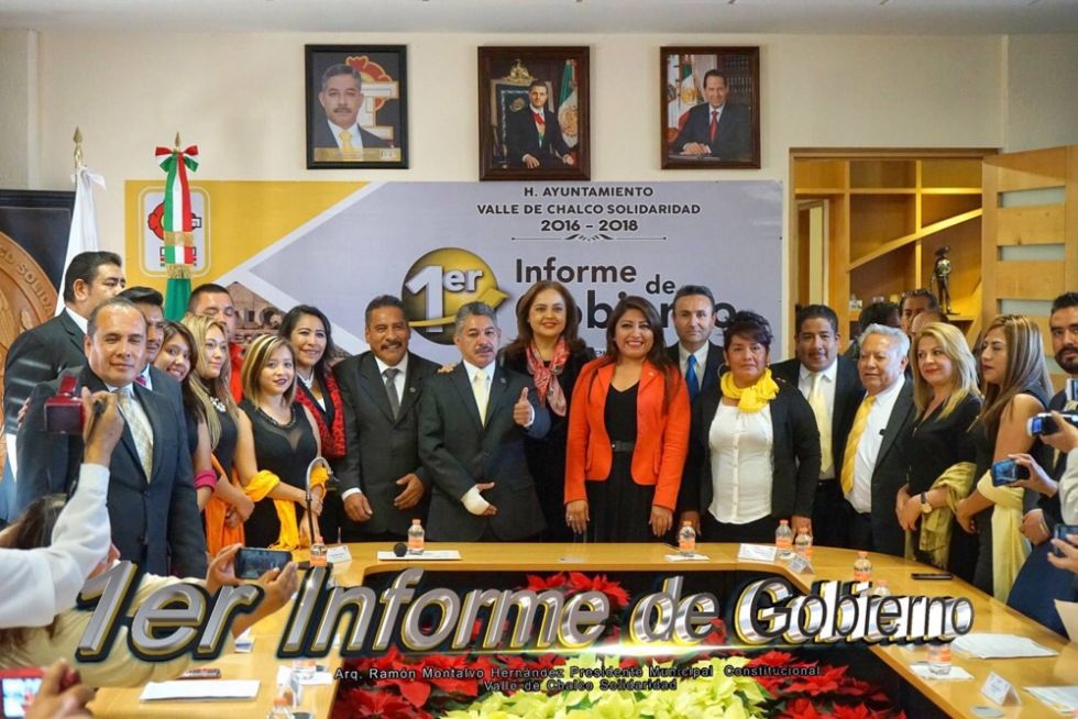 En solemne ceremonia de cabildo se hizo entrega del 1er informe de Gobierno Del Ejecutivo Local Arq. Ramón Montalvo Hernández