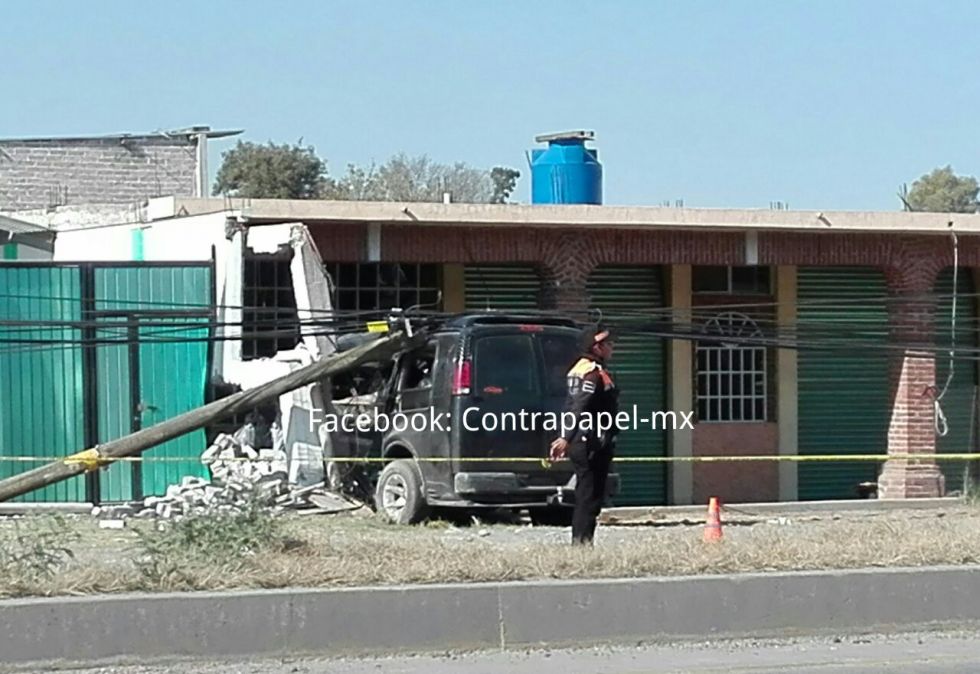 Muere conductor de camioneta tras choque en la Texcoco- Calpulalpan