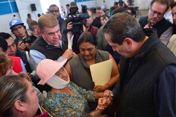 Entregarán apoyos económicos a familias afectadas en ventas por explosión en Tultepec