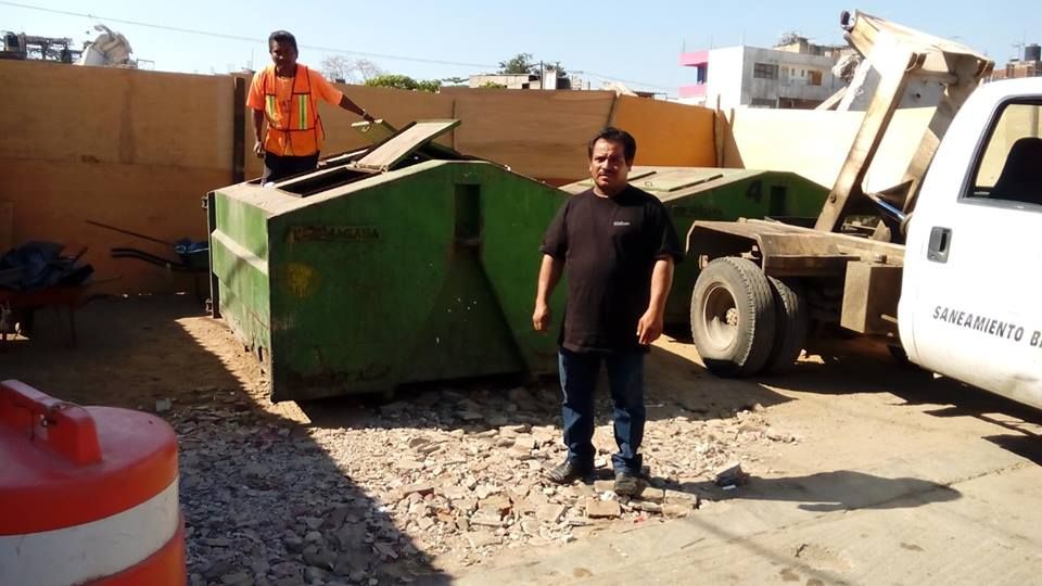 Exhortan a ciudadanos de Coyuca de Benítez a no tirar basura en la calle 