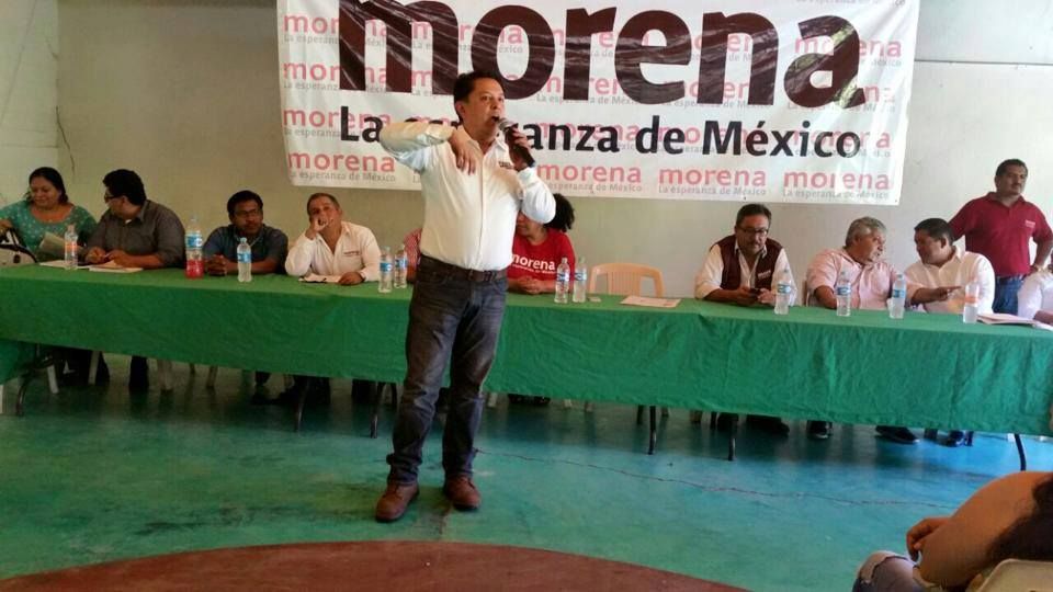 Duras críticas de militantes de Morena recibe Pablo Sandoval en Tecpan   