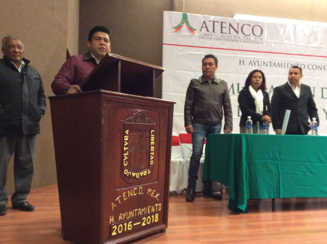 Edil de Atenco promulga bando municipal de vanguardia.