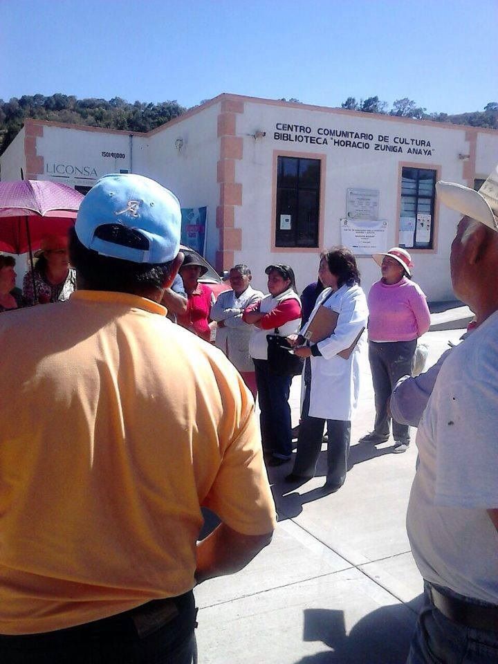 ISEM se compromete a mejorar las condiciones de salud en la que viven habitantes de Atlacomulco